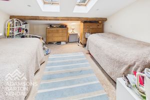 Photo 7- click for photo gallery